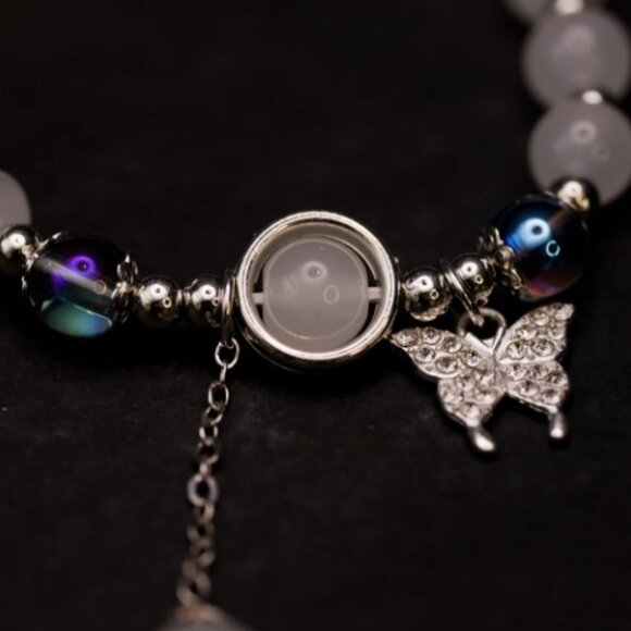 NWT: Blue Moonstone Crystal Butterfly Pendant Bracelet - Picture 3 of 4